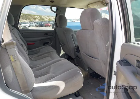 2005 Chevrolet Tahoe Ls from USA, damaged, VIN 1GNEC13T35R144709